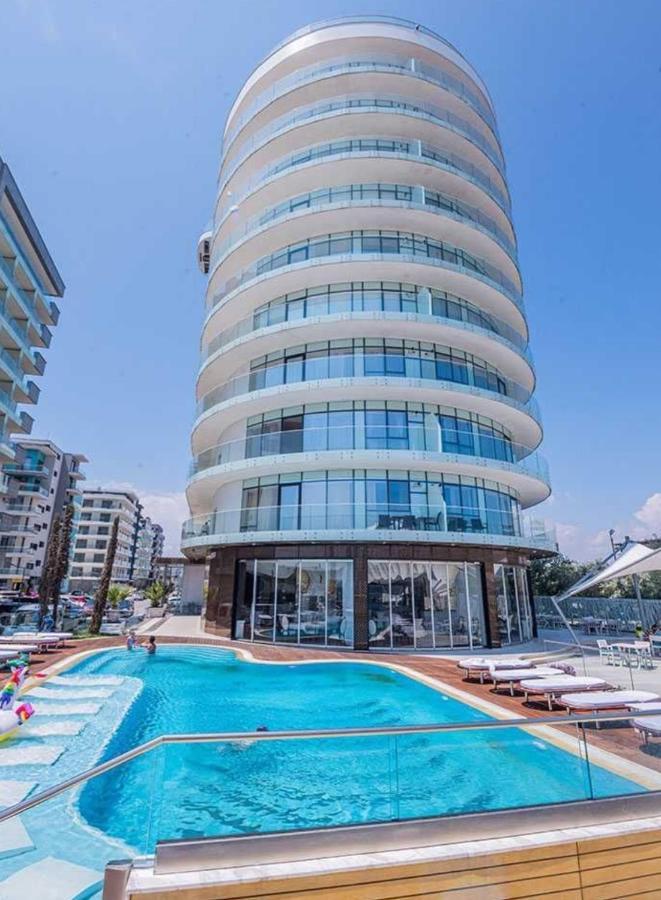 White Tower - Private Studio 106 Mamaia Esterno foto