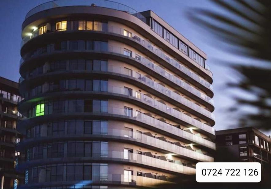 White Tower - Private Studio 106 Mamaia Esterno foto