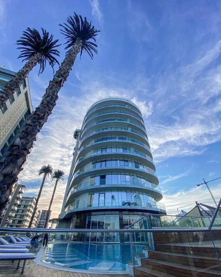 White Tower - Private Studio 106 Mamaia Esterno foto